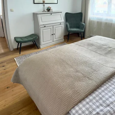 Апартаменты Gaestehaus Friedl *